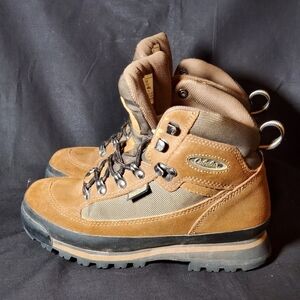 Cabelas Hiking Boots